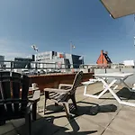 Appartement Bizstay Harbour Iv