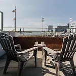 Bizstay Harbour Iv *
