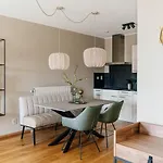 Bizstay Harbour Iv Apartamento *