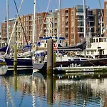 Bizstay Harbour Iv Appartement La Haye