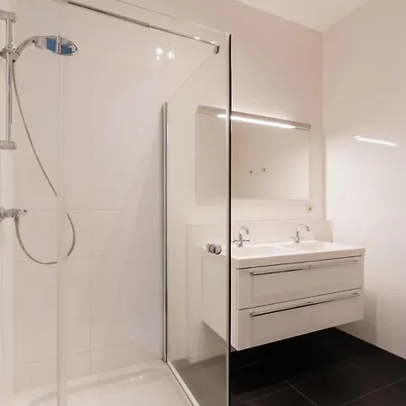 Bizstay Harbour Iv Lahey