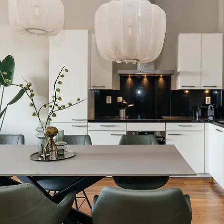 Bizstay Harbour Iv Apartman Hága