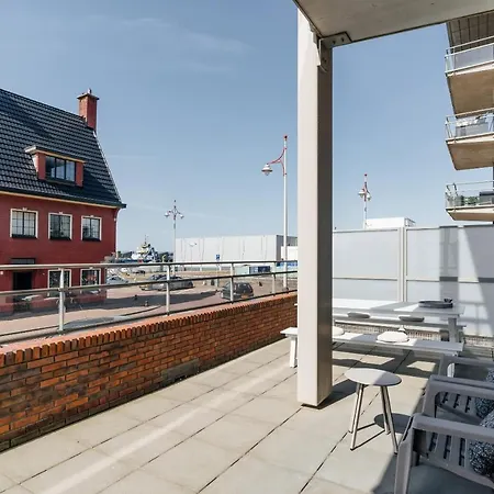 Bizstay Harbour Iv *