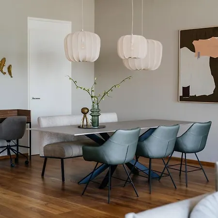 Bizstay Harbour Iv *