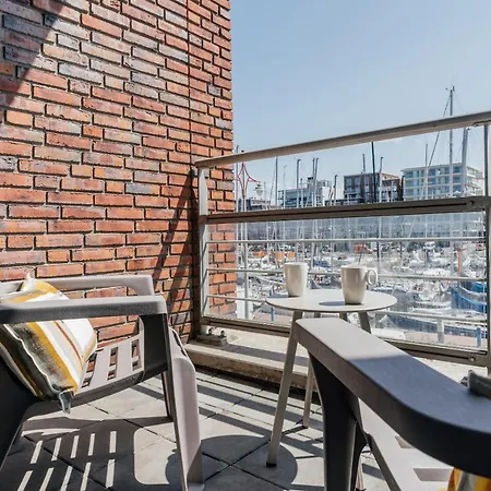 Bizstay Harbour Iv *