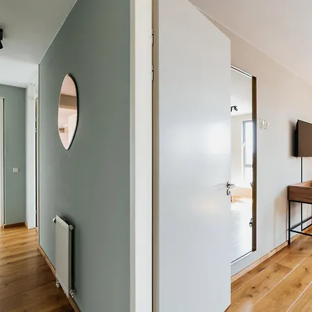 Bizstay Harbour Iv Apartment *