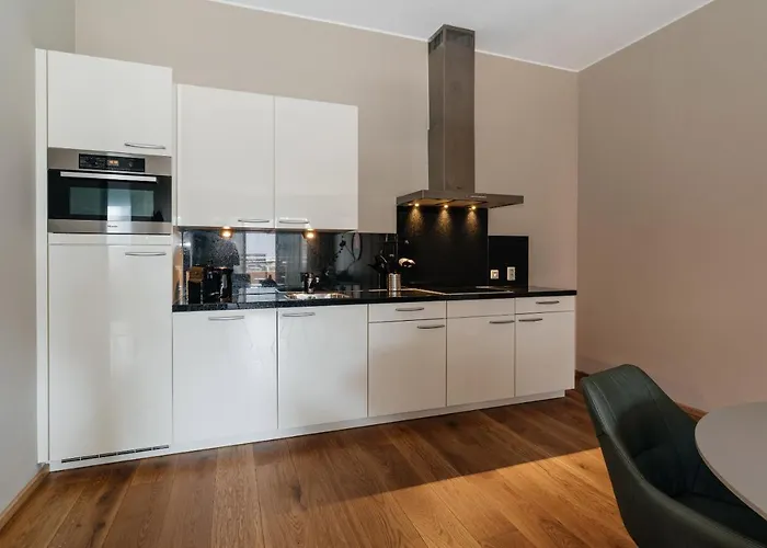 דירה Bizstay Harbour Iv