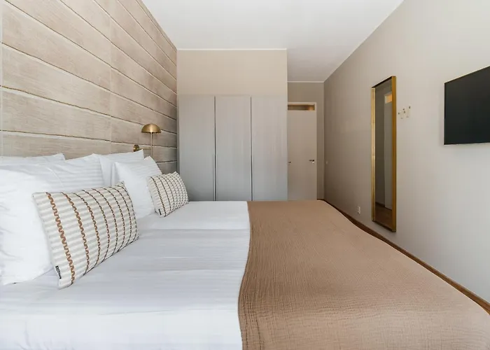 Appartement Bizstay Harbour Iv *