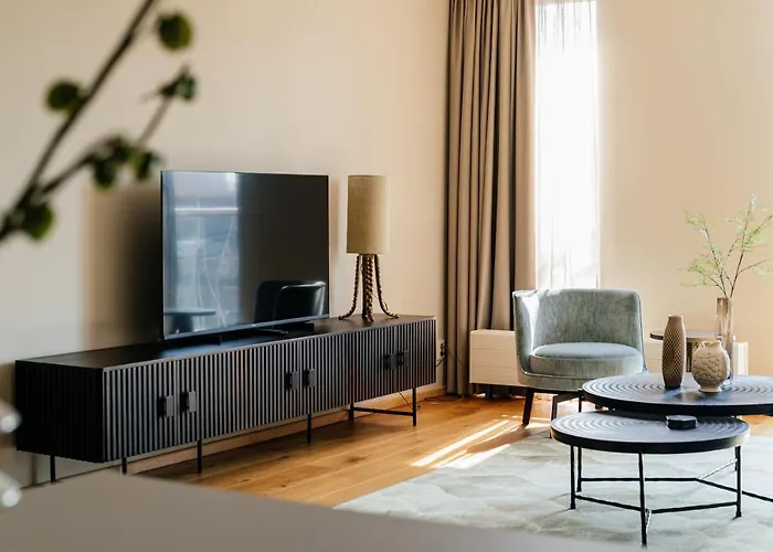 Appartement Bizstay Harbour Iv *