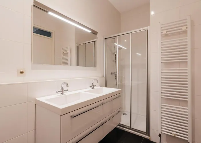 Appartement Bizstay Harbour Iv *