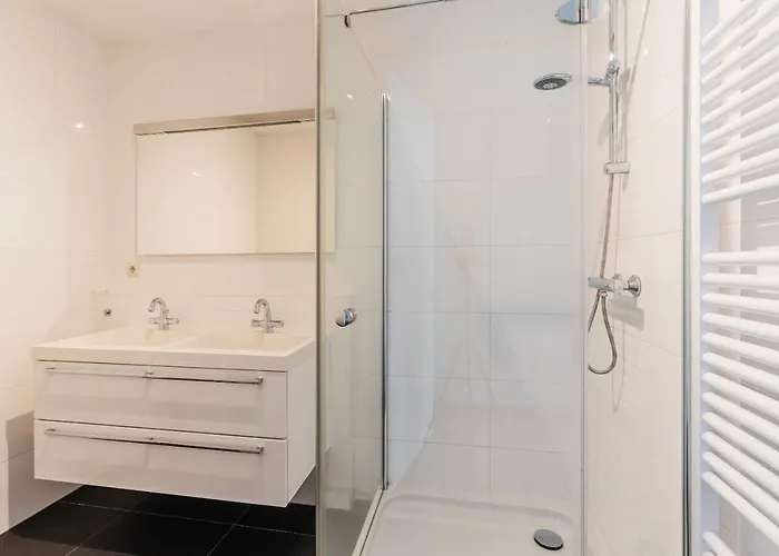 Bizstay Harbour Iv Appartement